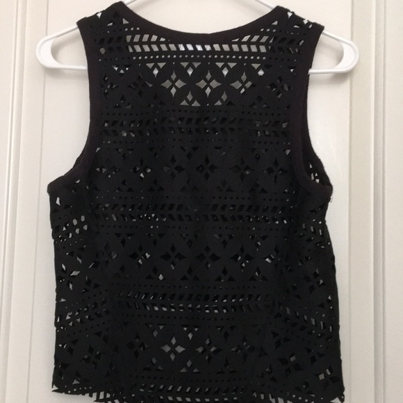 Patterned Top - Picture 5 of 5